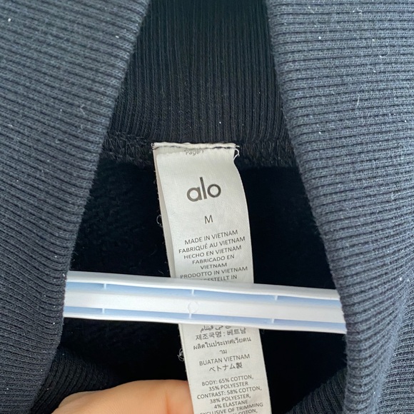 ALO Yoga Black Mock Neck Sweatshirt - Picture 4 of 6